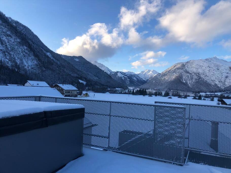 Urban Alpine Penthouse With Lake View マウラッハ エクステリア 写真